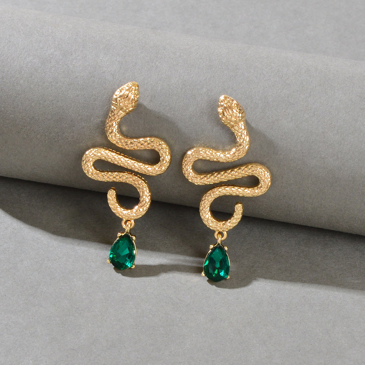 Snake Drop Earrings Dangle Big Green Rhinestone Emerald Charm Stud Punk Jewelry