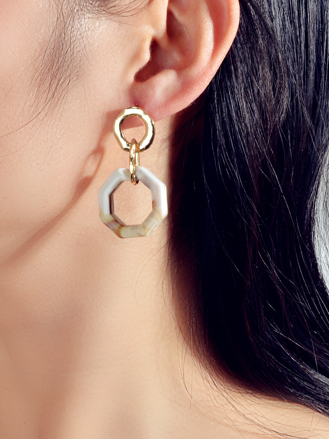 Retro Gold Lock Mottled Acrylic Marble Dangle Geometric Pierced Party Earrings-1