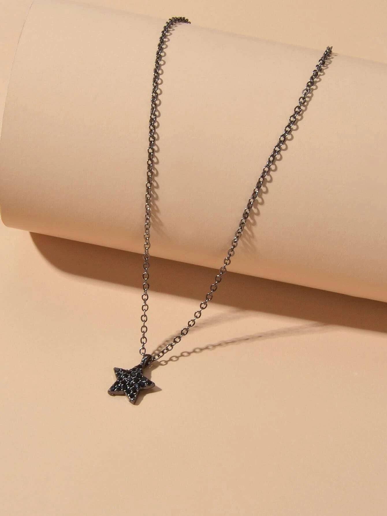 Fashion Rhinestone Jewellery Black Star Pendant Necklace Beautiful Choker Collar