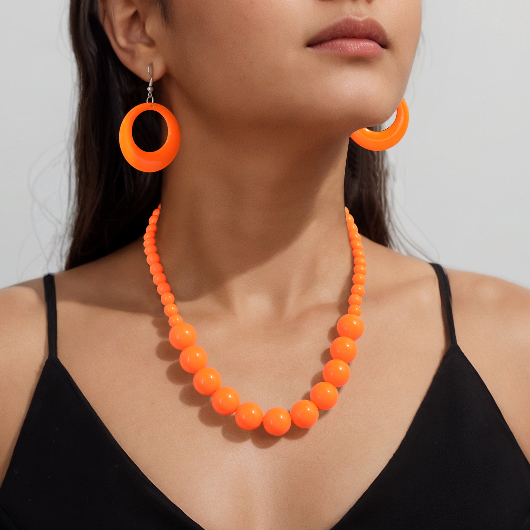 Bohemian Vacation Eye-catching Jewelry set Beads Collar Chunky Necklace and Circle Dangle Earrings Exaggerated Jewelry Set