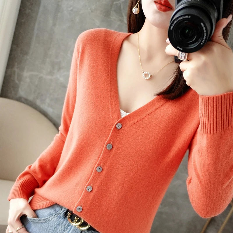 2024 New V-Neck Temperament Small Fragrant Wind Women Loose Sweater Sweater All Sweater Coat Special Offer Cardigan ZHI D035